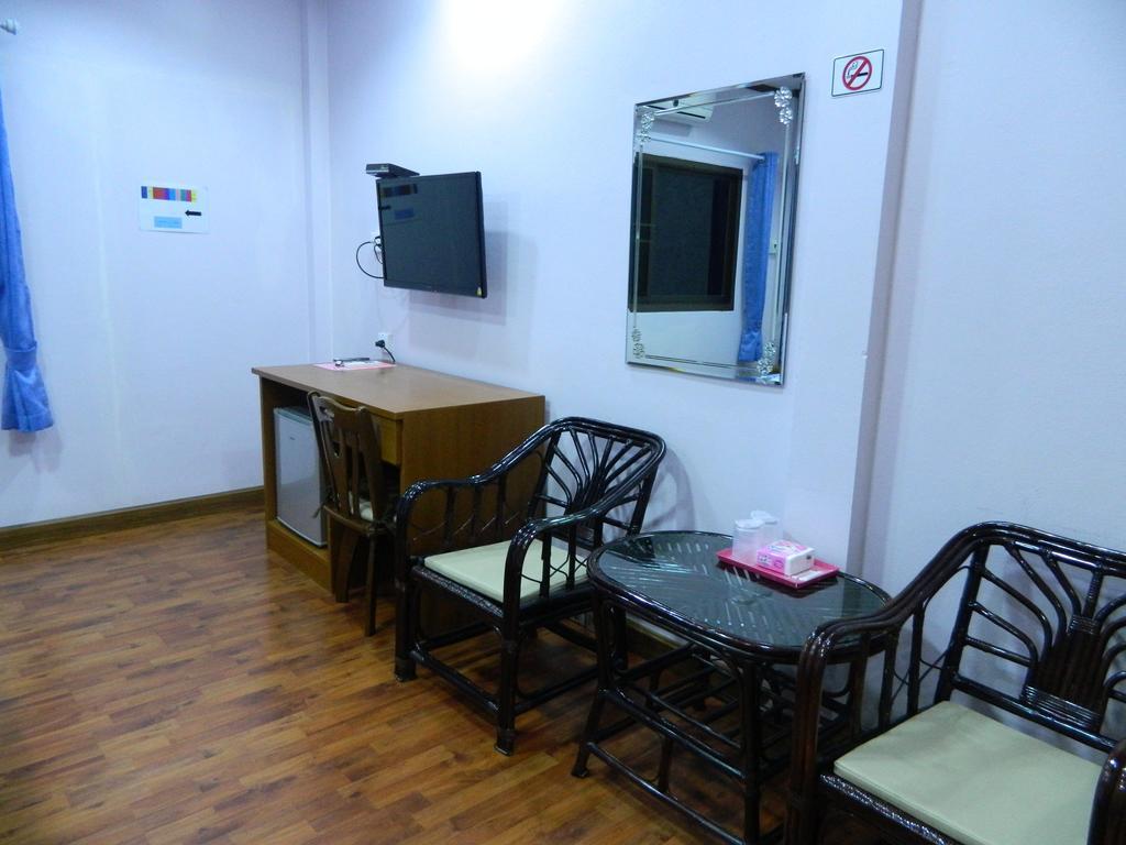 Garden Place Phetchabun Buitenkant foto